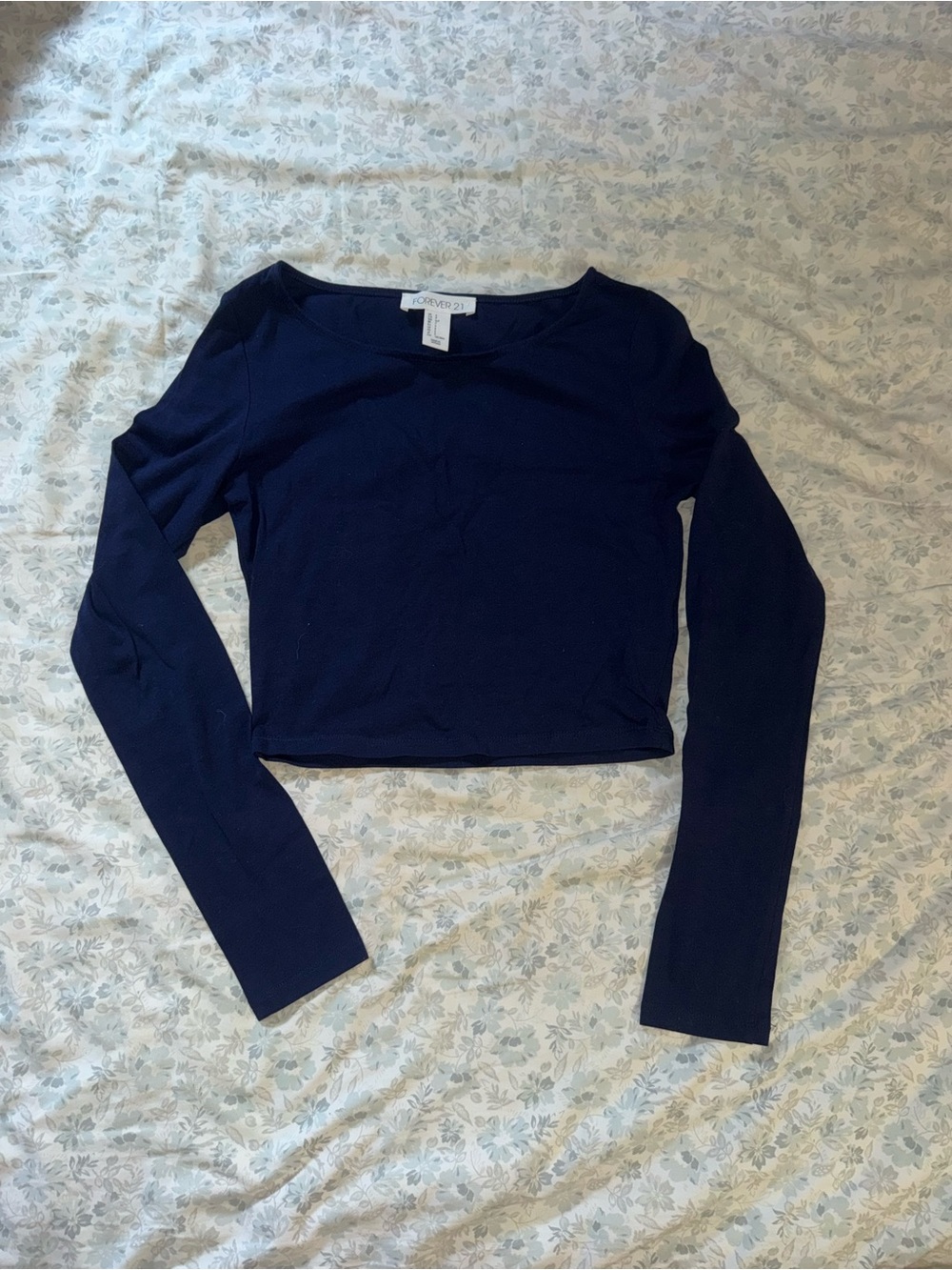 Forever 21 Navy Long Sleeve Cropped Top